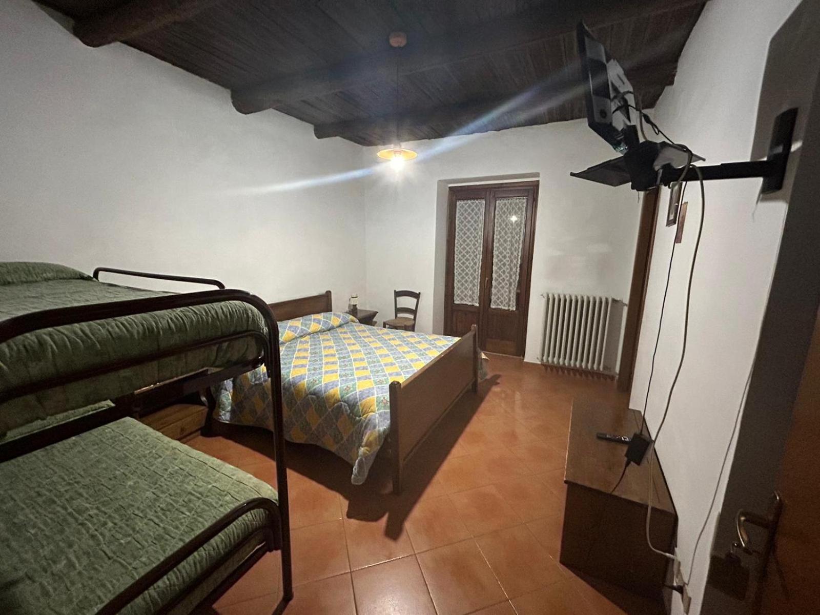Agriturismo Macchiapiede サーラ・コンシリーナ エクステリア 写真