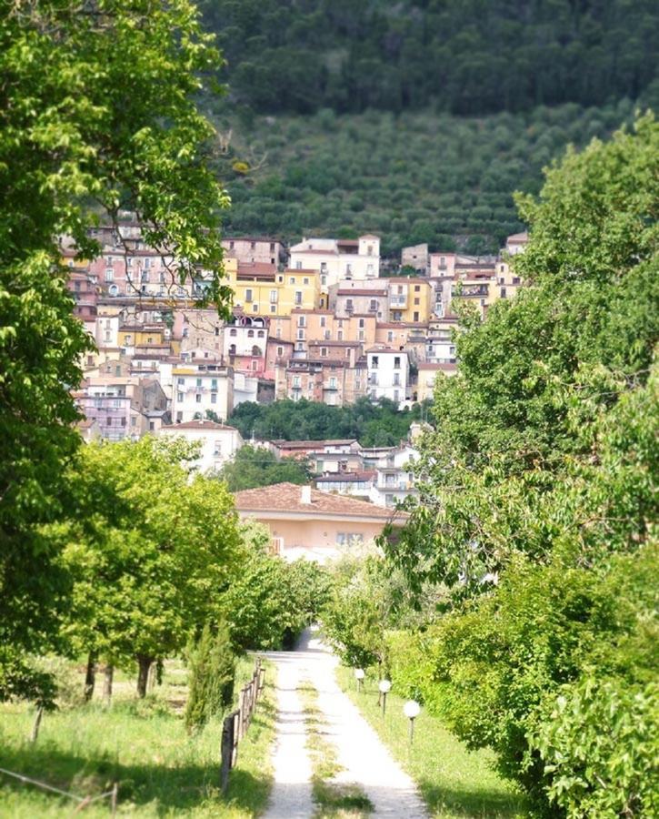 Agriturismo Macchiapiede サーラ・コンシリーナ エクステリア 写真