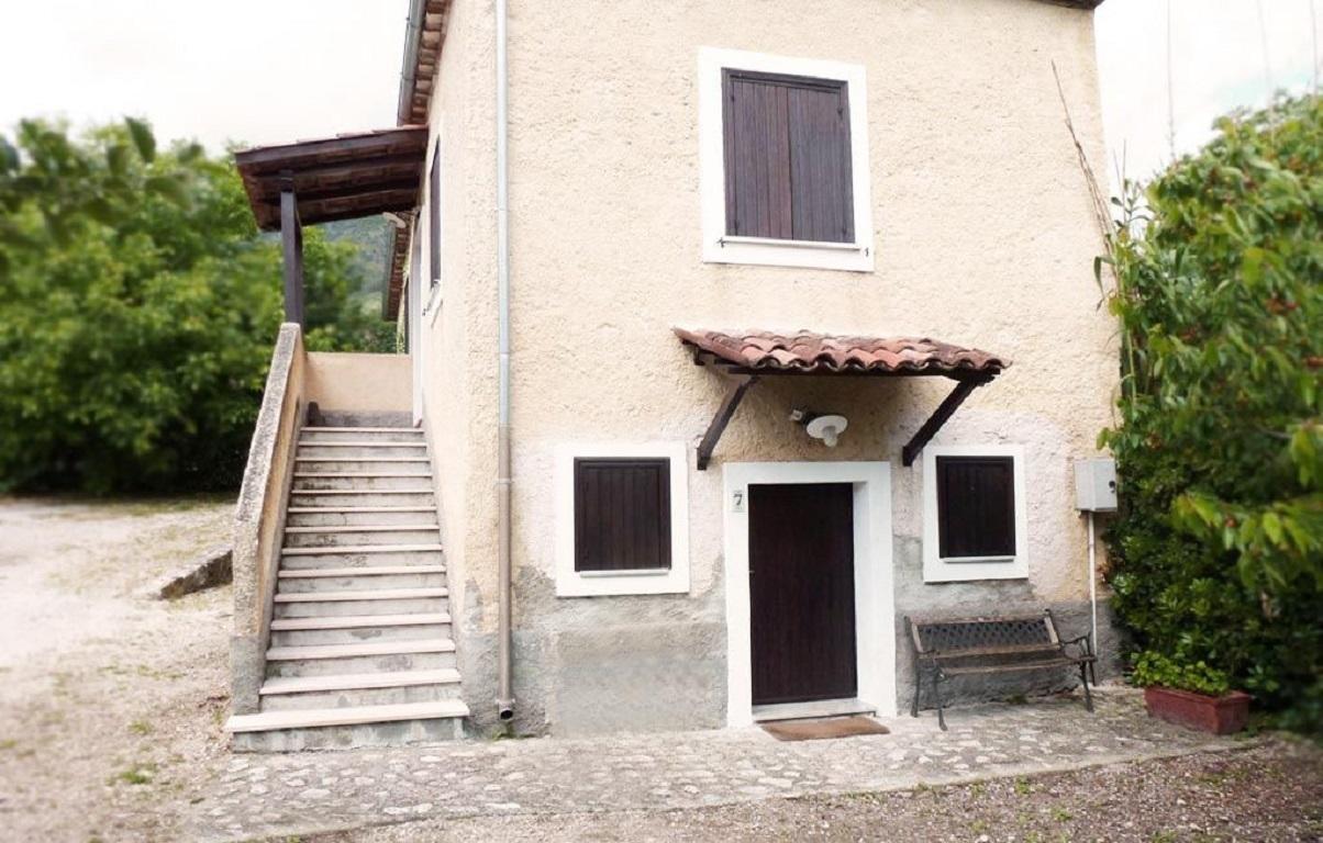 Agriturismo Macchiapiede サーラ・コンシリーナ エクステリア 写真